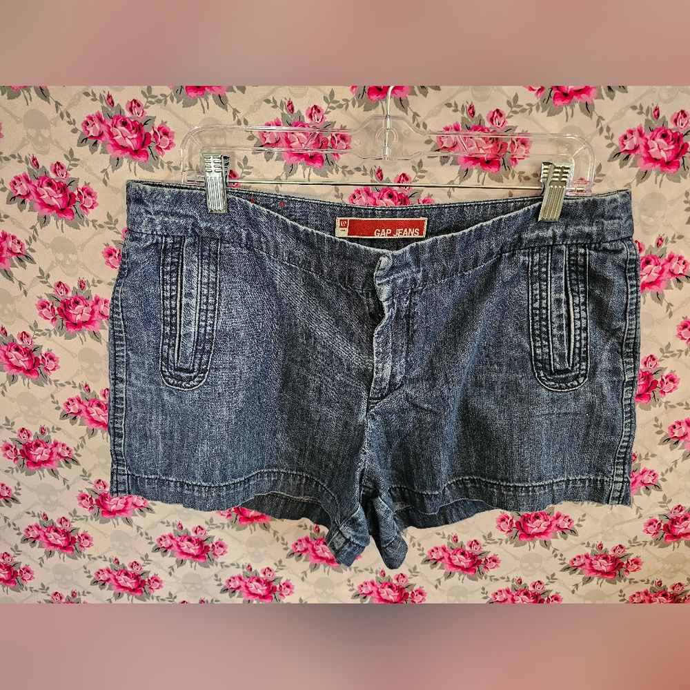 Women's Gap Denim Shorts